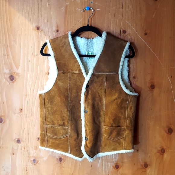 Jackets & Blazers - Vintage Tan Suede Button Up Vest